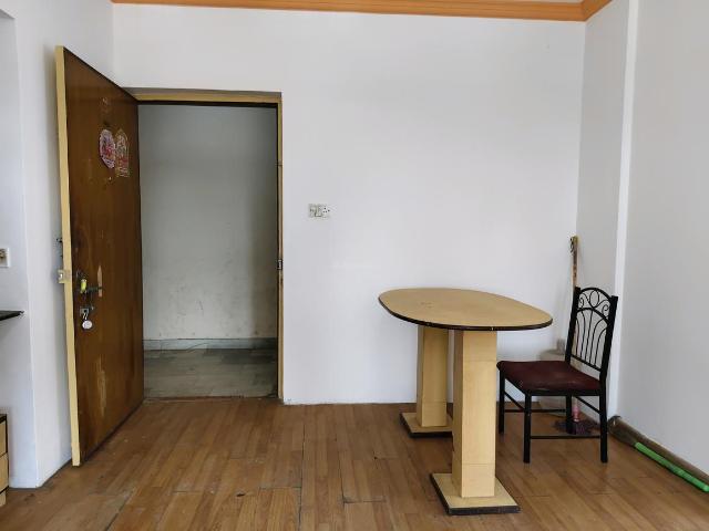 3 BHK Apartment in Goregaon East for resale Mumbai. The reference number is 17024846