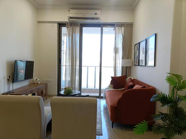3 BHK Apartment in Goregaon East for resale Mumbai. The reference number is 19444835