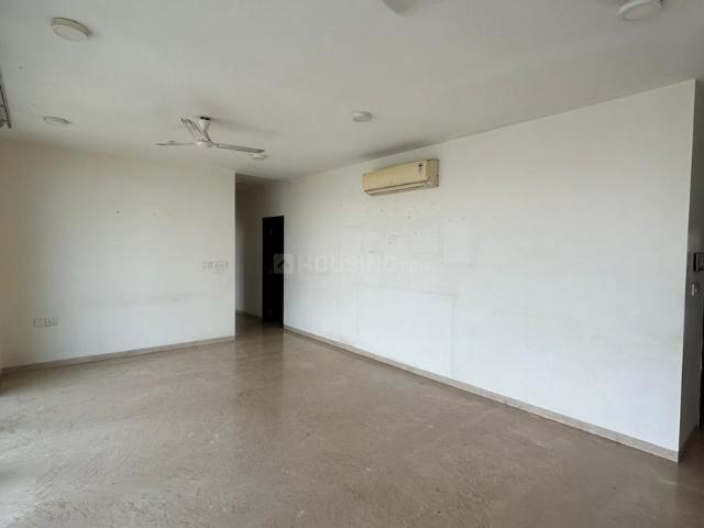 3 BHK Apartment in Goregaon East for resale Mumbai. The reference number is 19960045