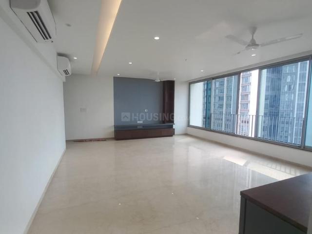 3 BHK Apartment in Goregaon East for resale Mumbai. The reference number is 20982416