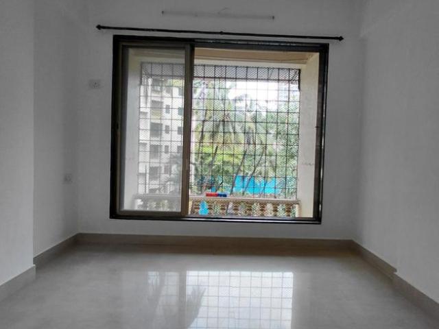 3 BHK Apartment in Goregaon East for resale Mumbai. The reference number is 20926385