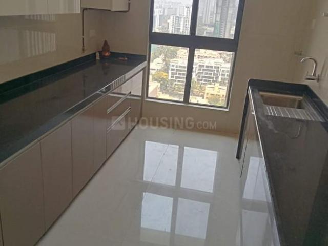 3 BHK Apartment in Goregaon West for rent Mumbai. The reference number is 16381773