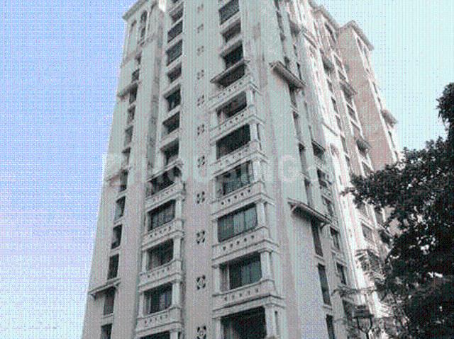 3 BHK Apartment in Goregaon West for rent Mumbai. The reference number is 19565517