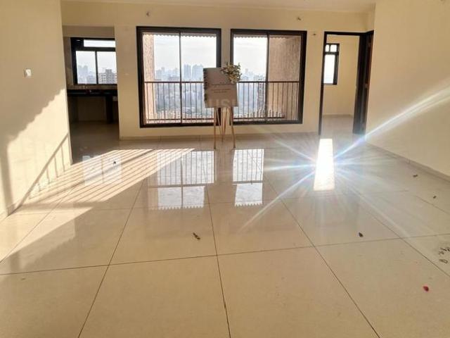 3 BHK Apartment in Goregaon West for rent Mumbai. The reference number is 19755547