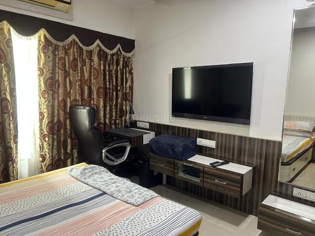 3 BHK Apartment in Goregaon West for rent Mumbai. The reference number is 19816392