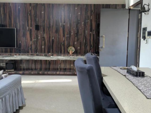 3 BHK Apartment in Goregaon West for rent Mumbai. The reference number is 19941726
