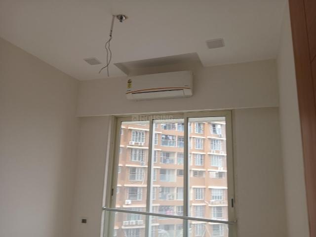 3 BHK Apartment in Goregaon West for rent Mumbai. The reference number is 19988683
