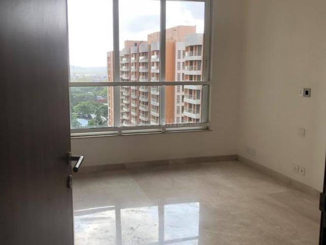 3 BHK Apartment in Goregaon West for rent Mumbai. The reference number is 20377812