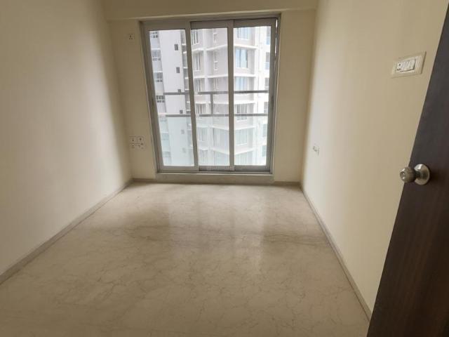 3 BHK Apartment in Goregaon West for rent Mumbai. The reference number is 20381605
