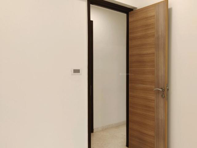 3 BHK Apartment in Goregaon West for resale Mumbai. The reference number is 11825514