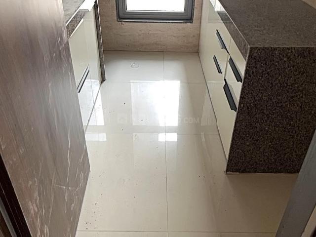 3 BHK Apartment in Goregaon West for resale Mumbai. The reference number is 19099001