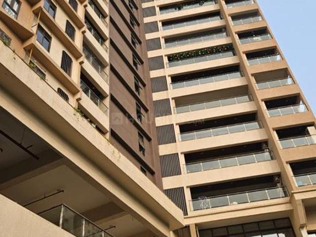 3 BHK Apartment in Goregaon West for resale Mumbai. The reference number is 19293648