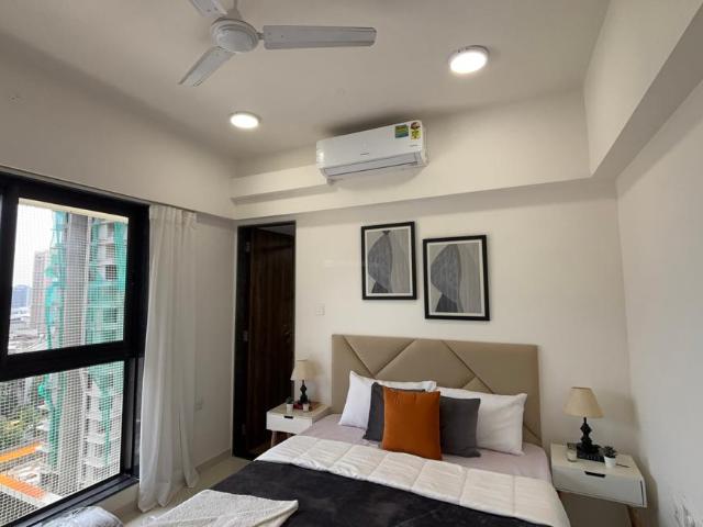 3 BHK Apartment in Goregaon West for resale Mumbai. The reference number is 20702176