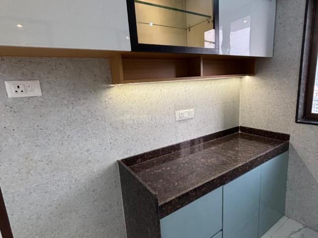 3 BHK Apartment in Goregaon West for resale Mumbai. The reference number is 20943207