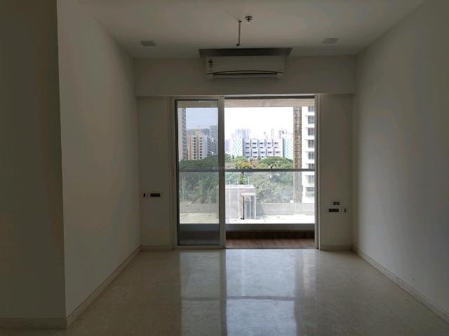 3 BHK Apartment in Goregaon West for resale Western Suburbs. The reference number is 12032552