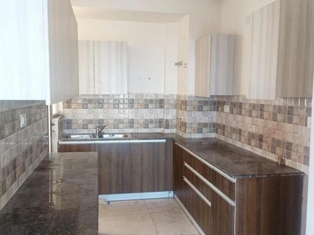 3 BHK Apartment in Gazipur for rent Zirakpur. The reference number is 18742726