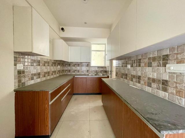 3 BHK Apartment in Gazipur for rent Zirakpur. The reference number is 19603958