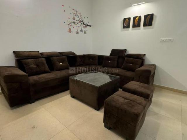 3 BHK Apartment in Gazipur for rent Zirakpur. The reference number is 20780351