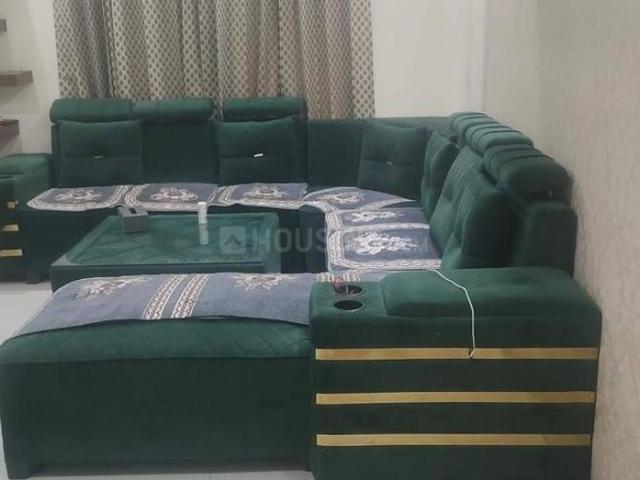 3 BHK Apartment in Gazipur for rent Zirakpur. The reference number is 20796633
