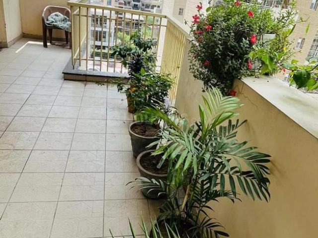 3 BHK Apartment in Gazipur for resale Zirakpur. The reference number is 19286598