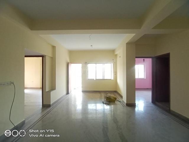 3 BHK Apartment in Garfa for resale Kolkata. The reference number is 16549330