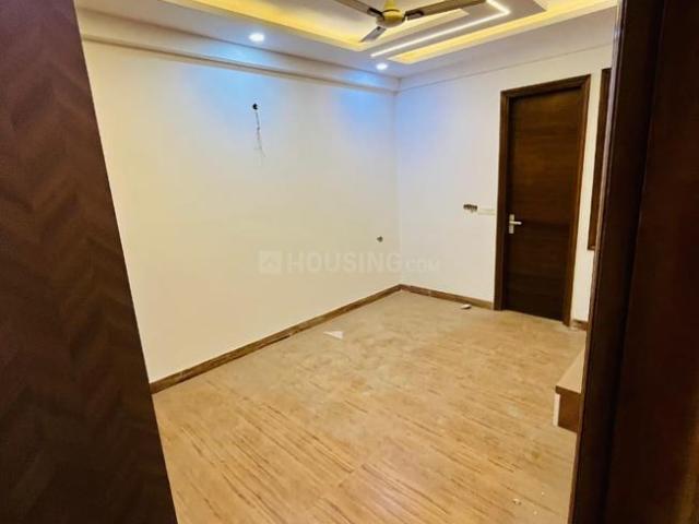 3 BHK Apartment in Ghukna for resale Ghaziabad. The reference number is 19806721