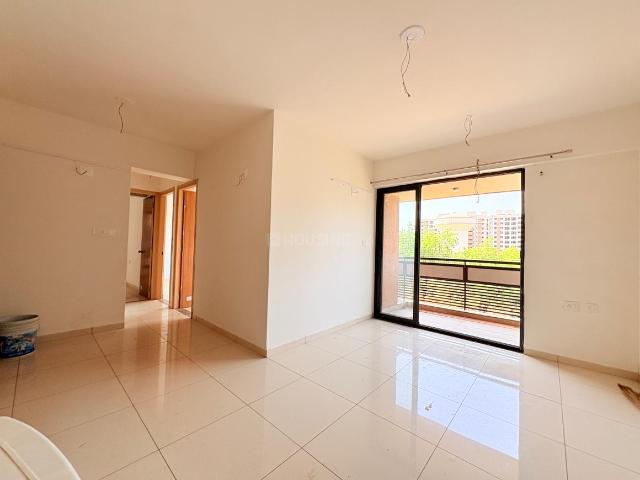 3 BHK Apartment in Ghuma for rent Ahmedabad. The reference number is 20348414