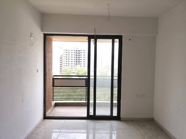 3 BHK Apartment in Ghuma for rent Ahmedabad. The reference number is 20372706