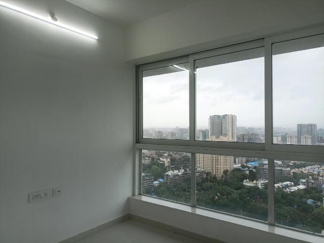 3 BHK Apartment in Ghatkopar East for rent Mumbai. The reference number is 17085382