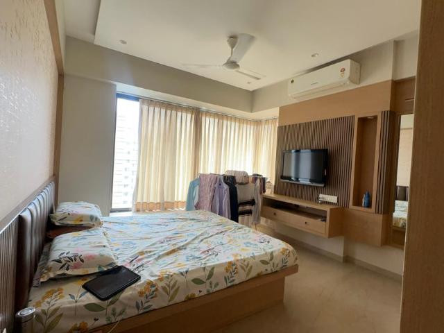 3 BHK Apartment in Ghatkopar East for rent Mumbai. The reference number is 20786946