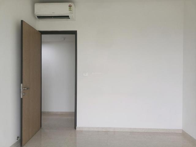 3 BHK Apartment in Ghatkopar West for rent Mumbai. The reference number is 20026375