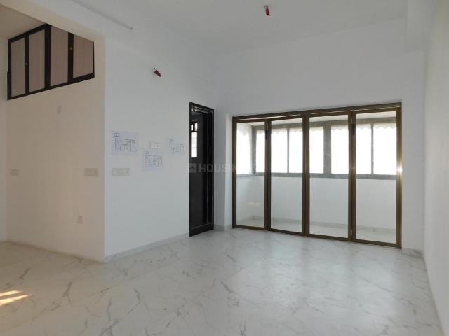 3 BHK Apartment in Grant Road for resale Mumbai. The reference number is 20559849