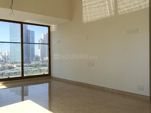 3 BHK Apartment in Dadar East for rent Mumbai. The reference number is 13629842