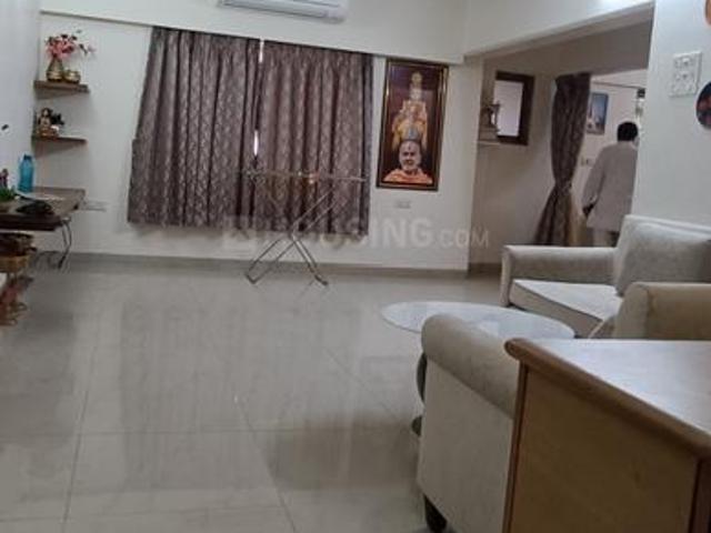3 BHK Apartment in Dadar East for rent Mumbai. The reference number is 19870180
