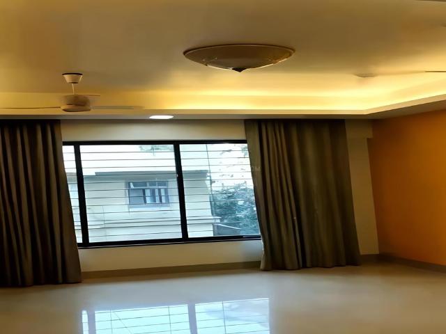 3 BHK Apartment in Dadar East for rent Mumbai. The reference number is 20329710