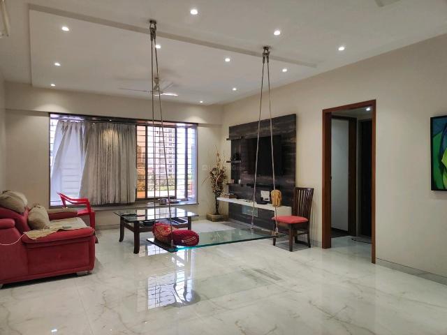 3 BHK Apartment in Dadar East for resale Mumbai. The reference number is 14435199