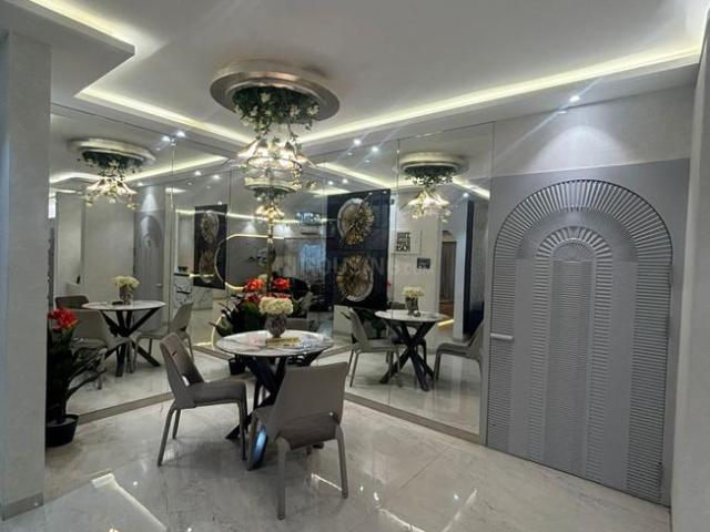 3 BHK Apartment in Dadar East for resale Mumbai. The reference number is 16471964