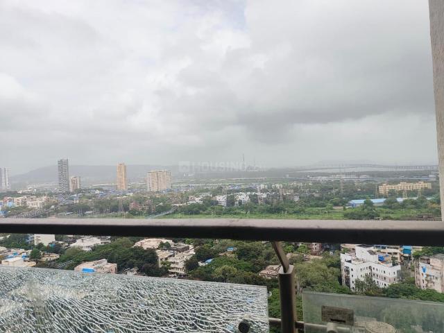 3 BHK Apartment in Dadar East for resale Mumbai. The reference number is 19340024