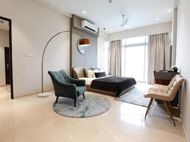 3 BHK Apartment in Dadar West for resale Mumbai. The reference number is 18932644