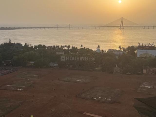 3 BHK Apartment in Dadar West for resale Mumbai. The reference number is 20358745