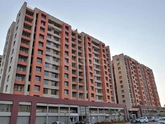3 BHK Apartment in Dahin Nagar for resale Surat. The reference number is 19542597