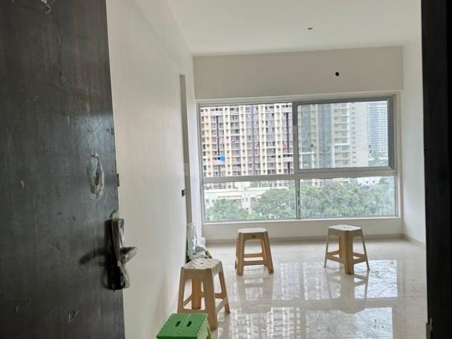 3 BHK Apartment in Dahisar West for resale Mumbai. The reference number is 20535299