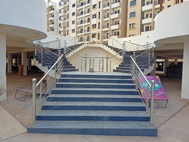 3 BHK Apartment in Deopuri for resale Raipur. The reference number is 18771571