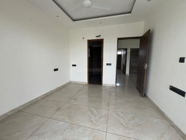 3 BHK Apartment in Dhakoli for resale Zirakpur. The reference number is 20829490