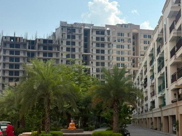 3 BHK Apartment in Dhakoli for resale Zirakpur. The reference number is 20883198
