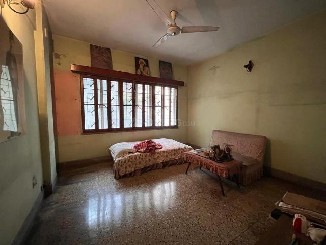 3 BHK Apartment in Dhakuria for resale Kolkata. The reference number is 16579300