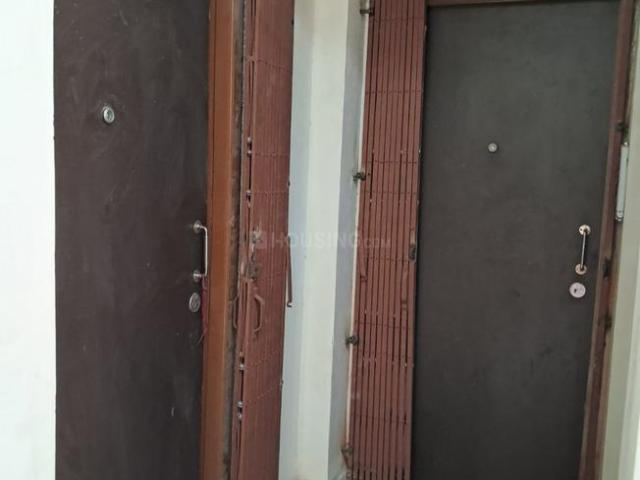 3 BHK Apartment in Dhakuria for resale Kolkata. The reference number is 21007948