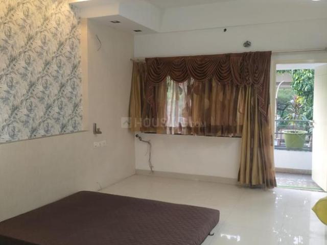 3 BHK Apartment in Dharampeth for rent Nagpur. The reference number is 21008728