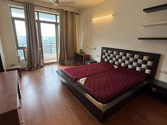 3 BHK Apartment in DLF Phase 4 for rent Gurgaon. The reference number is 20919658