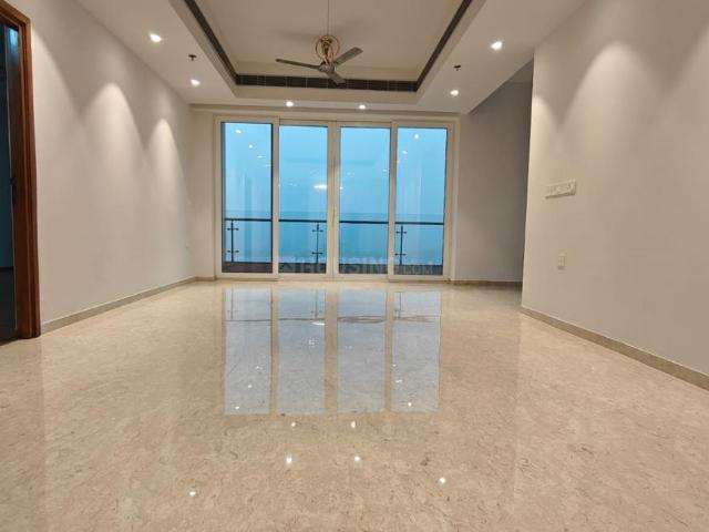 3 BHK Apartment in DLF Phase 5 for rent Gurgaon. The reference number is 19135718
